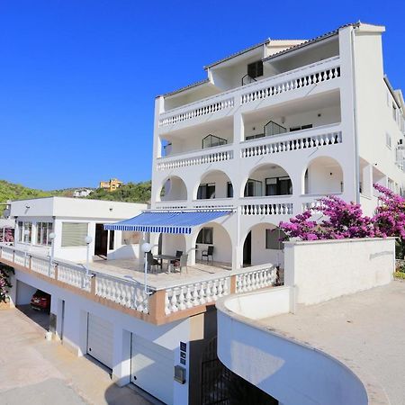 Apartments By The Sea Marina, Trogir - 9037 Exteriör bild