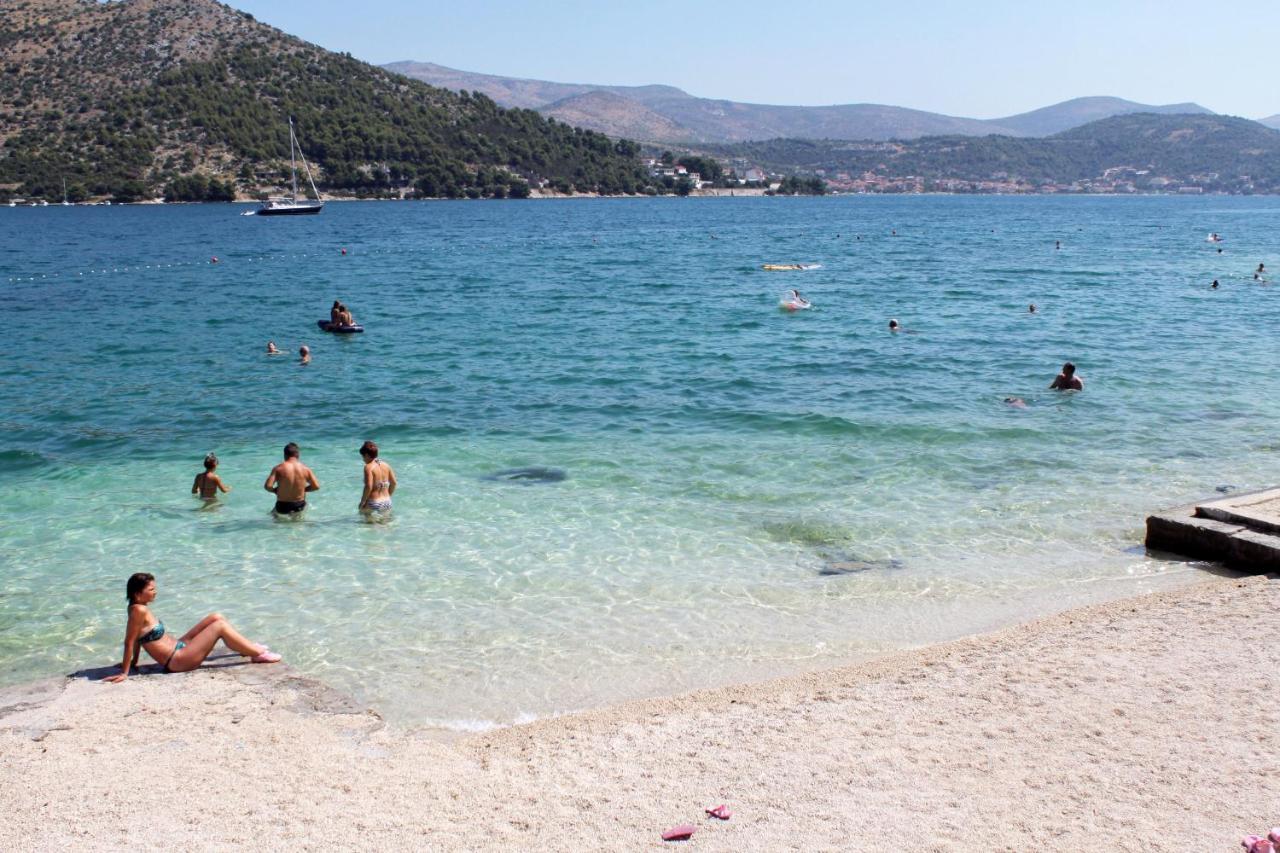 Apartments By The Sea Marina, Trogir - 9037 Exteriör bild