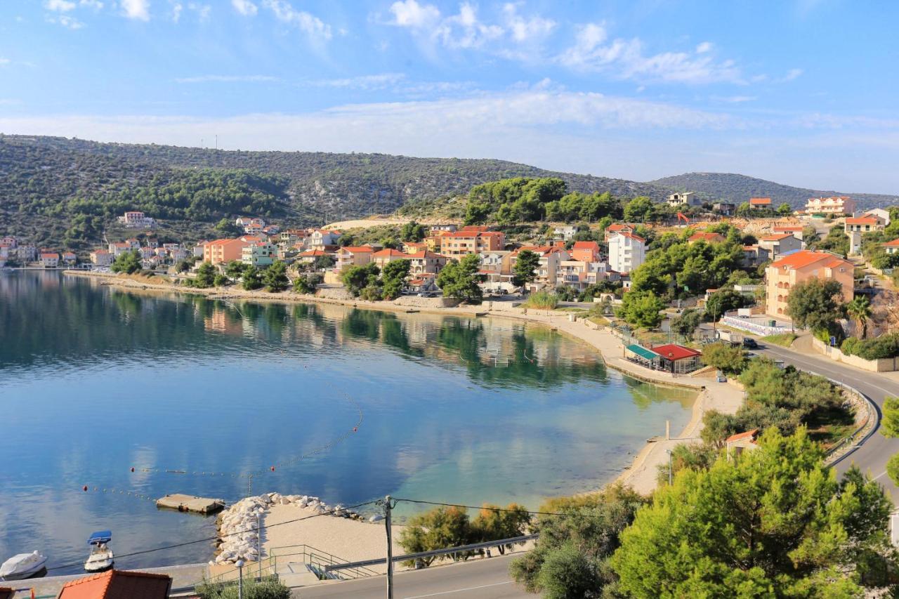 Apartments By The Sea Marina, Trogir - 9037 Exteriör bild